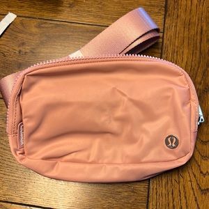Lululemon Everywhere Belt Bag 1L Pink Pastel NWT